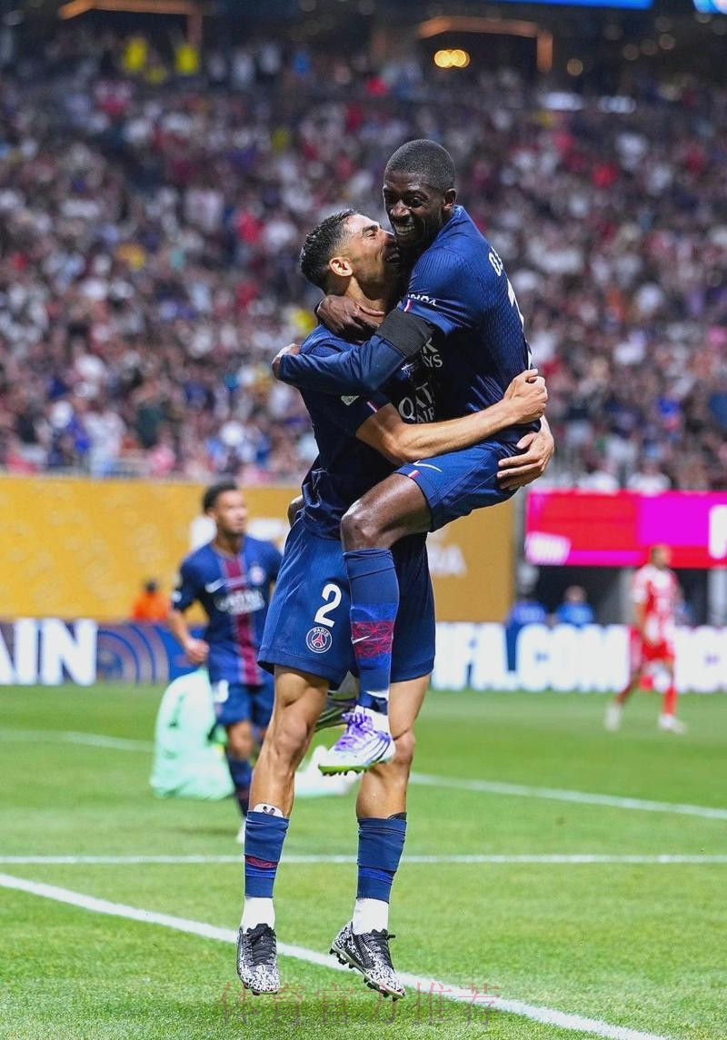 巴黎圣日耳曼2-1巴黎FC 登贝莱、杜埃建功